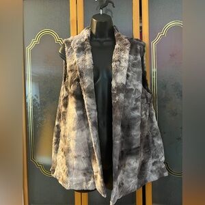 NWT | Chico’s Multicolor Faux Fur Vest | Size 2